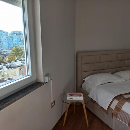Penthouse Rooms & Aparts Tirana Exteriör bild