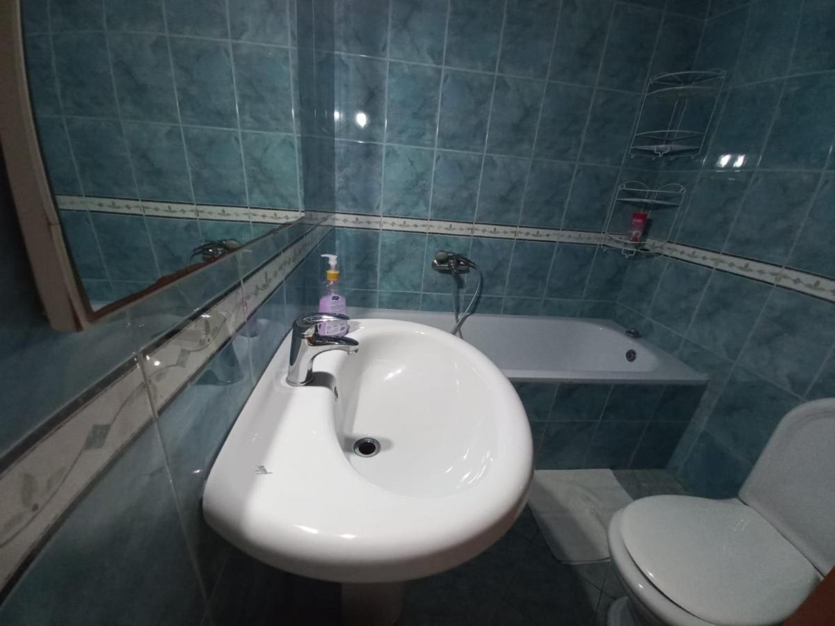 Penthouse Rooms & Aparts Tirana Exteriör bild